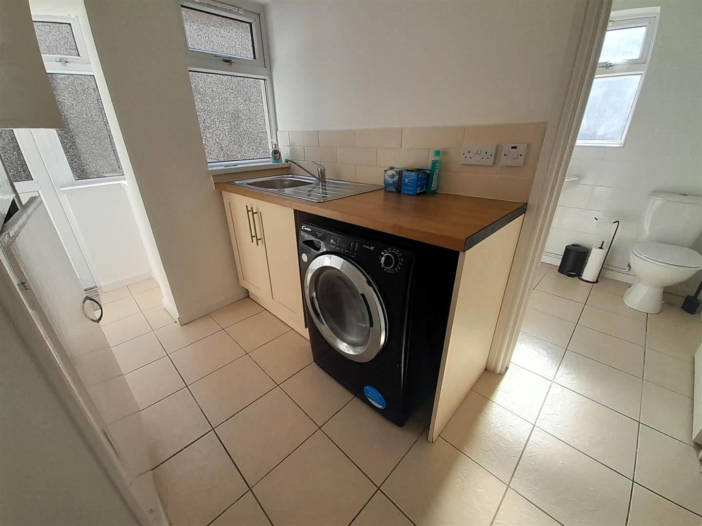 James Street, Llanelli, SA15 1EA